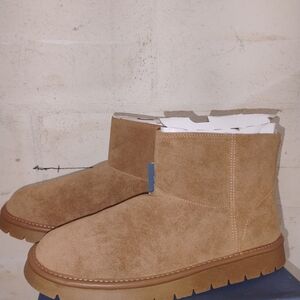 Universal Thread Tan Winter Boots Size 10
